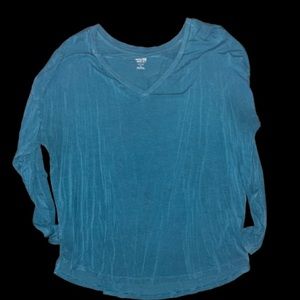 Teal long sleeved top